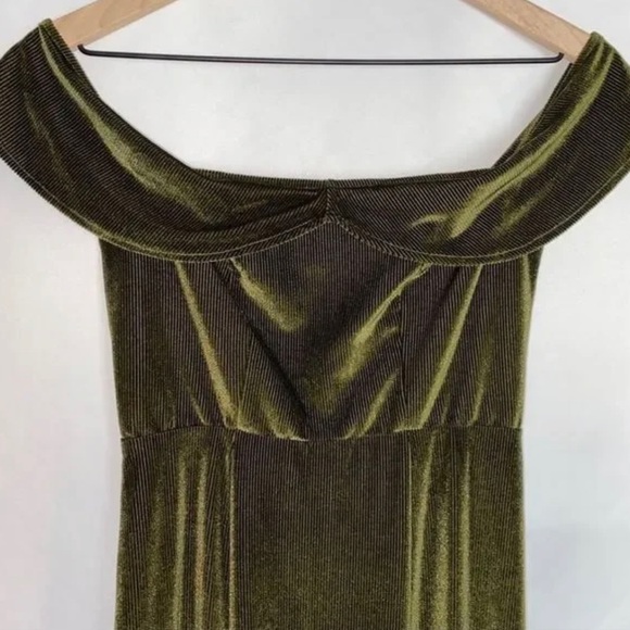 Show Me Your Mumu | Upton Velvet Maxi Dress - Picture 2 of 3